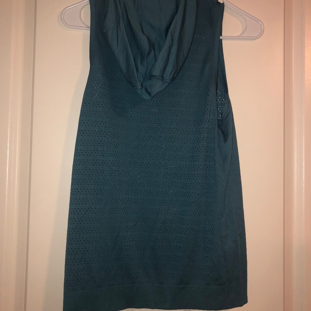 lululemon Breeze By Hooded Tank Squad, womens 4